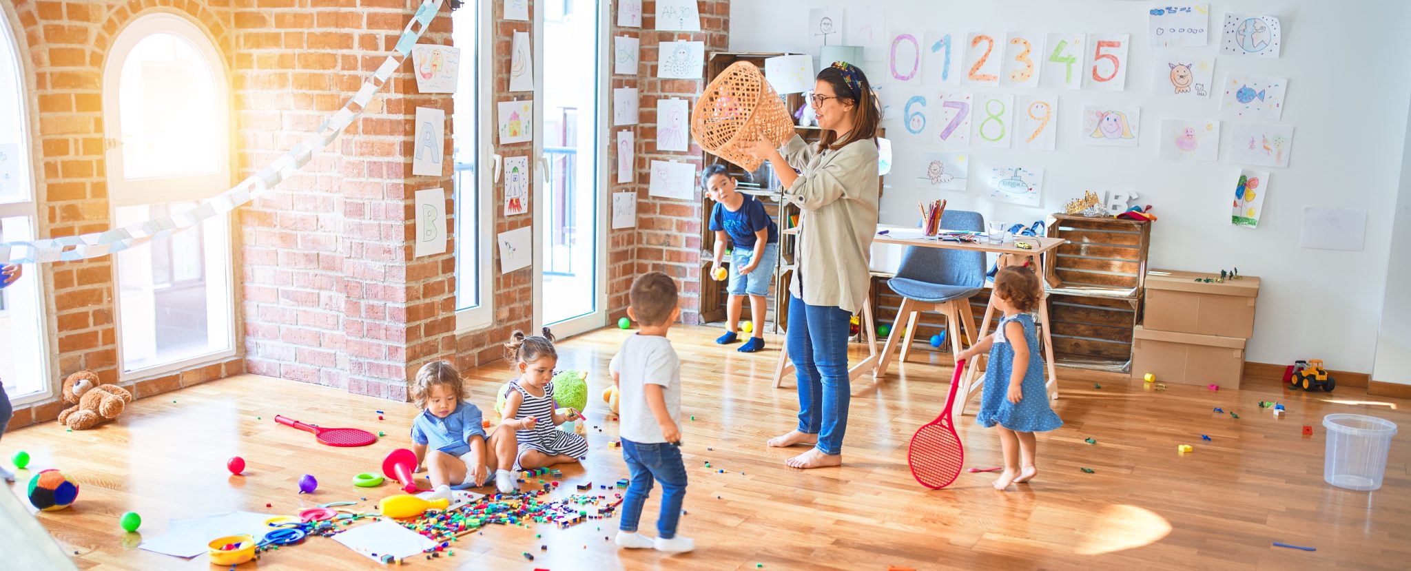 Kindergruppe bei einer Aktivität in der Kita